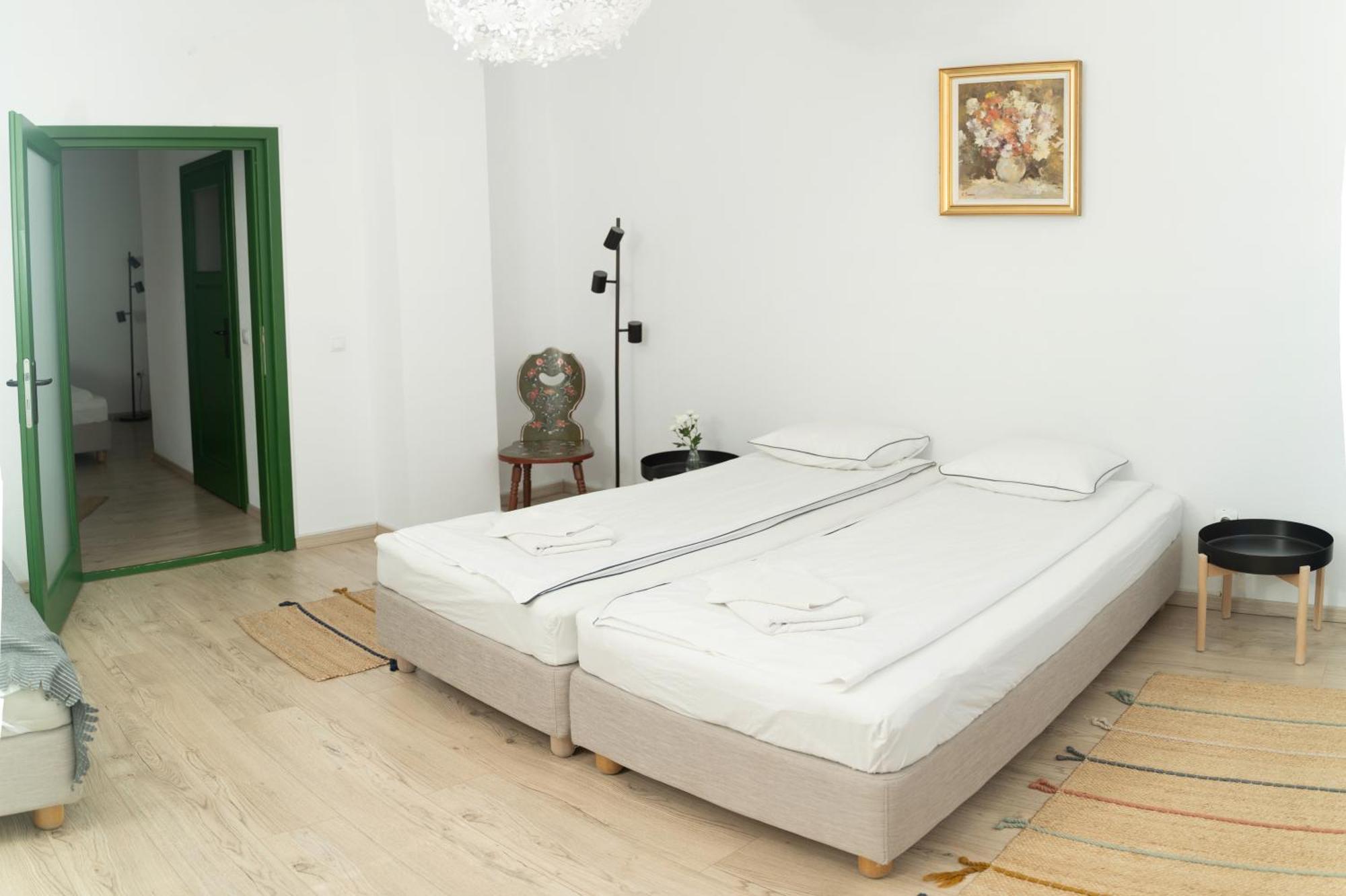 Casa Botar Vendeghaz Bed & Breakfast Rimetea Exterior photo